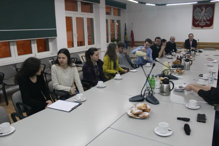 Członkowie SKN "Rokoko" oraz "+iKAWA"